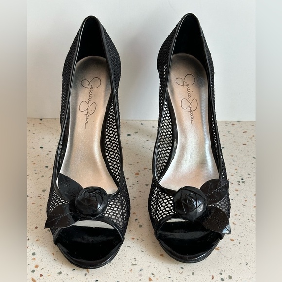 NWOT Jessica Simpson Hasper Black‎ Fishnet High Heels with Flower Peep Toes - Picture 4 of 13